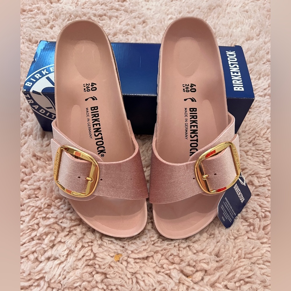 Madrid Big Buckle Rivet Logo Light Rose Birkenstocks